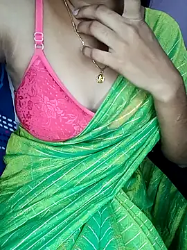 Nidhi lovely online show from October 2025 01:53:02 AM