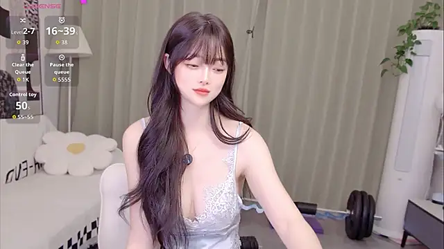 Snapshot of uikyy1 chatting on May 2026 08:10:02 AM uikyy1 online show from May 2026 08:10:02 AM