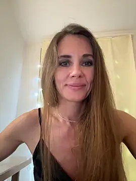 LucieMack online show from September 2025 08:35:02 PM