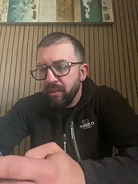 andrey1887 online show from April 2026 03:50:01 PM