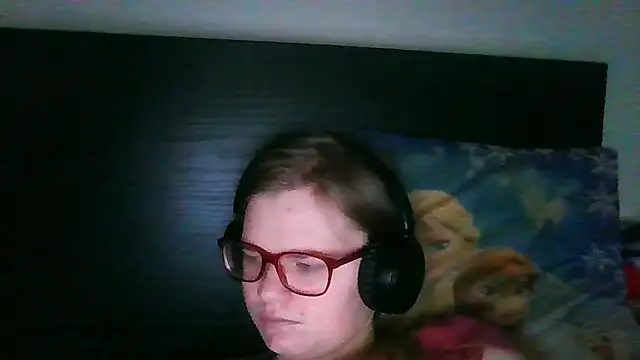 Moonolighta online show from November 2025 01:22:01 PM