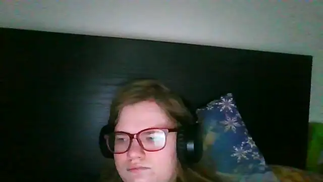 Moonolighta online show from February 2026 11:14:01 AM