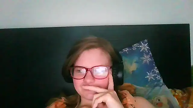 Moonolighta online show from March 2026 11:05:02 AM