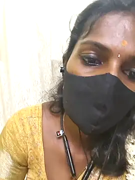 Snapshot of Honey_rosetamil chatting on May 2026 04:23:01 PM Honey rosetamil online show from May 2026 04:23:01 PM