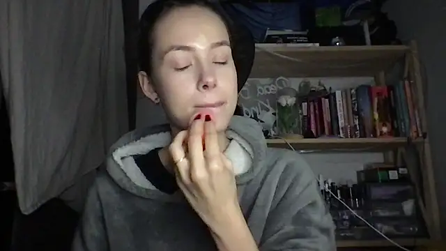 Yuna5343 online show from October 2025 09:01:01 PM