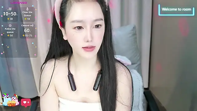 Snapshot of LINLIN-2025 chatting on November 2025 02:39:01 PM LINLIN-2025 online show from November 2025 02:39:01 PM