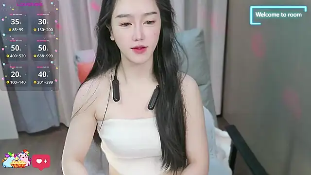 Snapshot of LINLIN-2025 chatting on December 2025 02:11:01 PM LINLIN-2025 online show from December 2025 02:11:01 PM