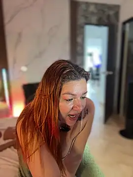 Snapshot of Bigass_curvy chatting on November 2025 08:33:02 PM Bigass curvy online show from November 2025 08:33:02 PM