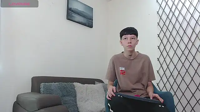 LiamBrown09 online show from February 2026 07:33:02 PM