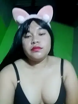 Snapshot of Kiarra_69 chatting on February 2026 12:58:01 PM Kiarra 69 online show from February 2026 12:58:01 PM