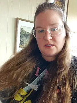 Snapshot of Love86Emily chatting on December 2025 04:23:02 PM Love86Emily online show from December 2025 04:23:02 PM