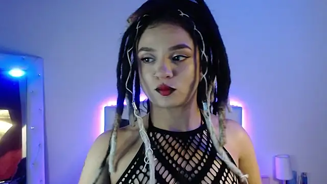 elapetitie online show from December 2025 04:29:02 AM