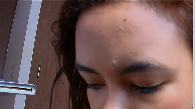 Snapshot of karol_dl chatting on October 2025 12:28:01 PM karol dl online show from October 2025 12:28:01 PM