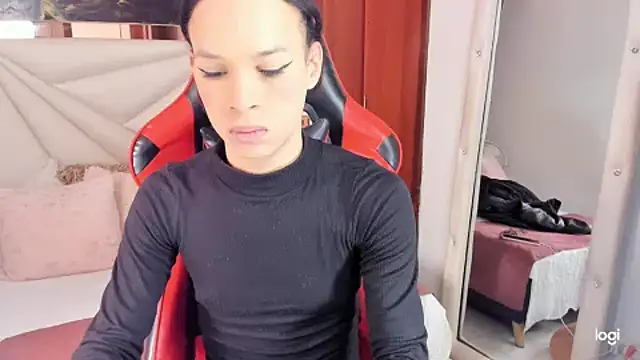 Snapshot of sara_slut21 chatting on January 2025 05:09:02 PM sara slut21 online show from January 2025 05:09:02 PM