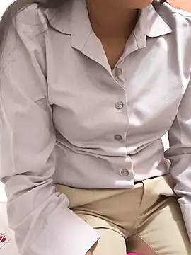 Snapshot of Shalu_G chatting on November 2025 12:50:02 PM Shalu G online show from November 2025 12:50:02 PM