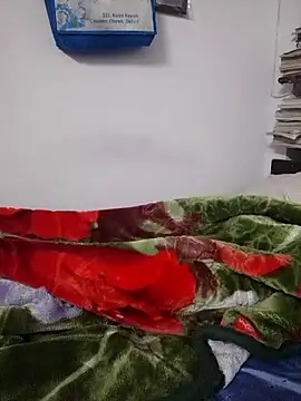 Snapshot of Shalu_G chatting on November 2025 05:12:01 PM Shalu G online show from November 2025 05:12:01 PM