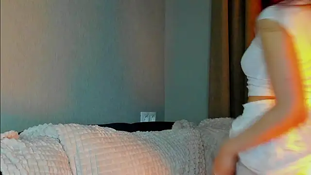 Forever Smiler online show from September 2025 08:19:01 PM