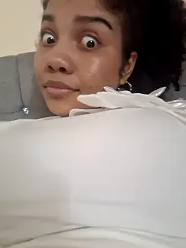 madelene online show from December 2024 05:07:02 AM