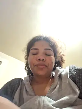 madelene online show from February 2025 02:33:02 AM