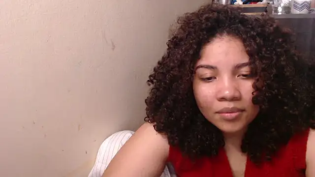 madelene online show from November 2025 05:08:02 AM