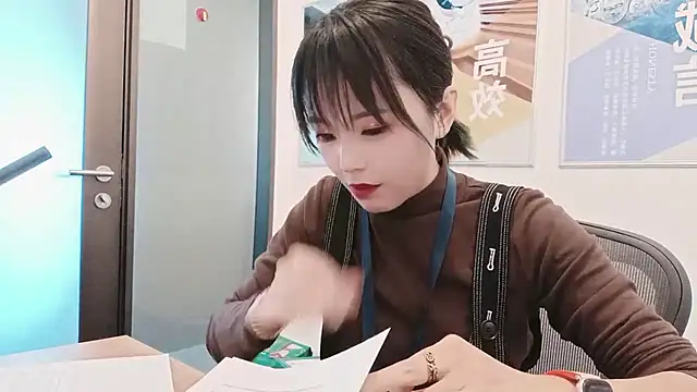 KKMM168 online show from October 2025 02:36:02 AM