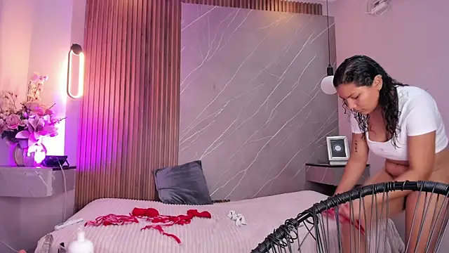 emma  rose1 online show from November 2025 02:24:02 AM