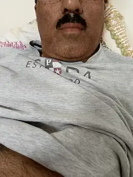 moonflower25 online show from September 2025 08:24:02 PM