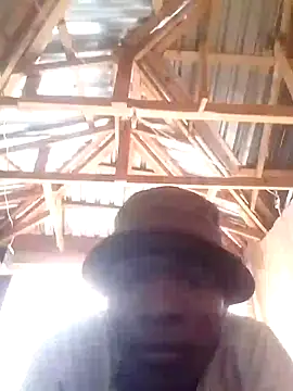 Snapshot of HoveringCoal chatting on September 2025 08:39:01 AM HoveringCoal online show from September 2025 08:39:01 AM