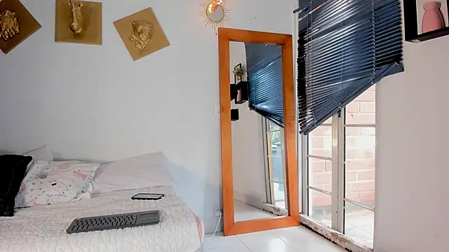 Aleexiiaa online show from January 2026 12:42:02 PM