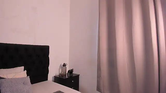 Lucio  Fox online show from November 2025 11:49:01 AM