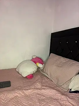 Sofia Fiori online show from November 2025 04:07:02 AM