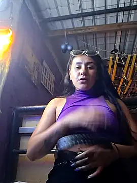 Snapshot of CAROLINE__07 chatting on September 2025 01:05:01 AM CAROLINE 07 online show from September 2025 01:05:01 AM