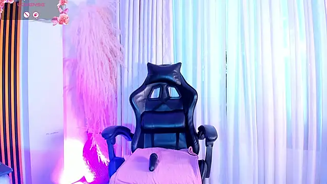 ivonyMiller online show from October 2025 09:04:01 PM