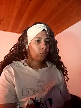 Snapshot of IVONNE_COLLINS33 chatting on February 2026 11:58:02 PM IVONNE COLLINS33 online show from February 2026 11:58:02 PM