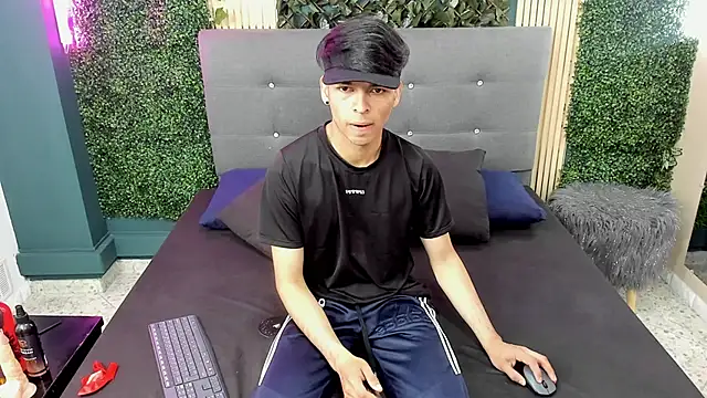 OnlyJos online show from September 2025 06:55:01 PM