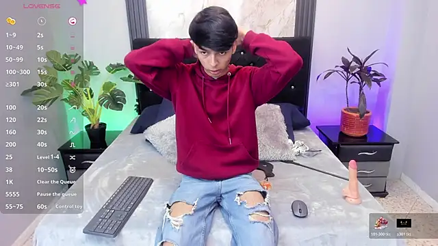 OnlyJos online show from October 2025 07:52:01 PM