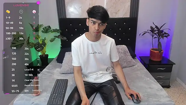 OnlyJos online show from October 2025 01:50:02 PM