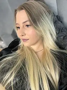 Amy mit online show from October 2025 11:22:01 AM