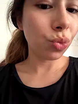 Caitlin Cat online show from October 2025 07:44:02 PM