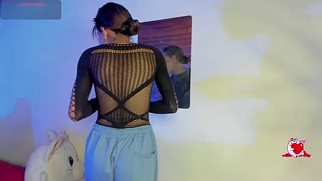 yumi hanna online show from January 2026 12:13:01 AM