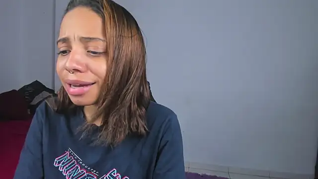 yumi hanna online show from March 2026 04:18:01 AM