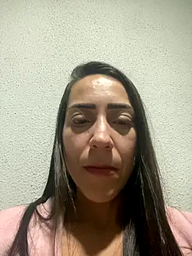 lucioliveira online show from November 2025 04:01:02 AM