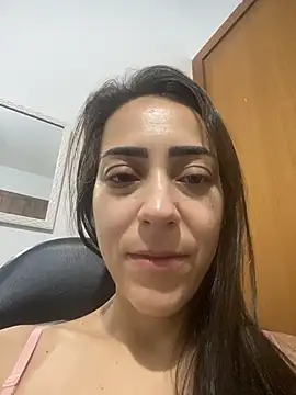lucioliveira online show from February 2026 12:14:02 PM