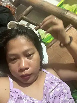 Snapshot of Pilipinalyn23 chatting on August 2026 04:53:02 PM Pilipinalyn23 online show from August 2026 04:53:02 PM