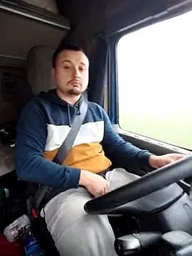 Amberdual online show from October 2025 06:26:02 AM