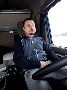 Amberdual online show from February 2026 07:02:01 AM