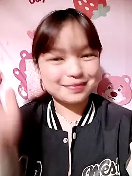 Snapshot of XoiXoi232 chatting on October 2025 11:58:02 AM XoiXoi232 online show from October 2025 11:58:02 AM