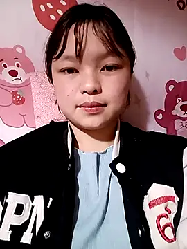 Snapshot of XoiXoi232 chatting on November 2025 03:18:02 AM XoiXoi232 online show from November 2025 03:18:02 AM