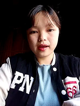 Snapshot of XoiXoi232 chatting on November 2025 01:17:01 AM XoiXoi232 online show from November 2025 01:17:01 AM