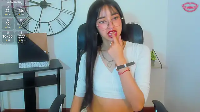  Amatista Fire online show from November 2025 01:57:01 PM